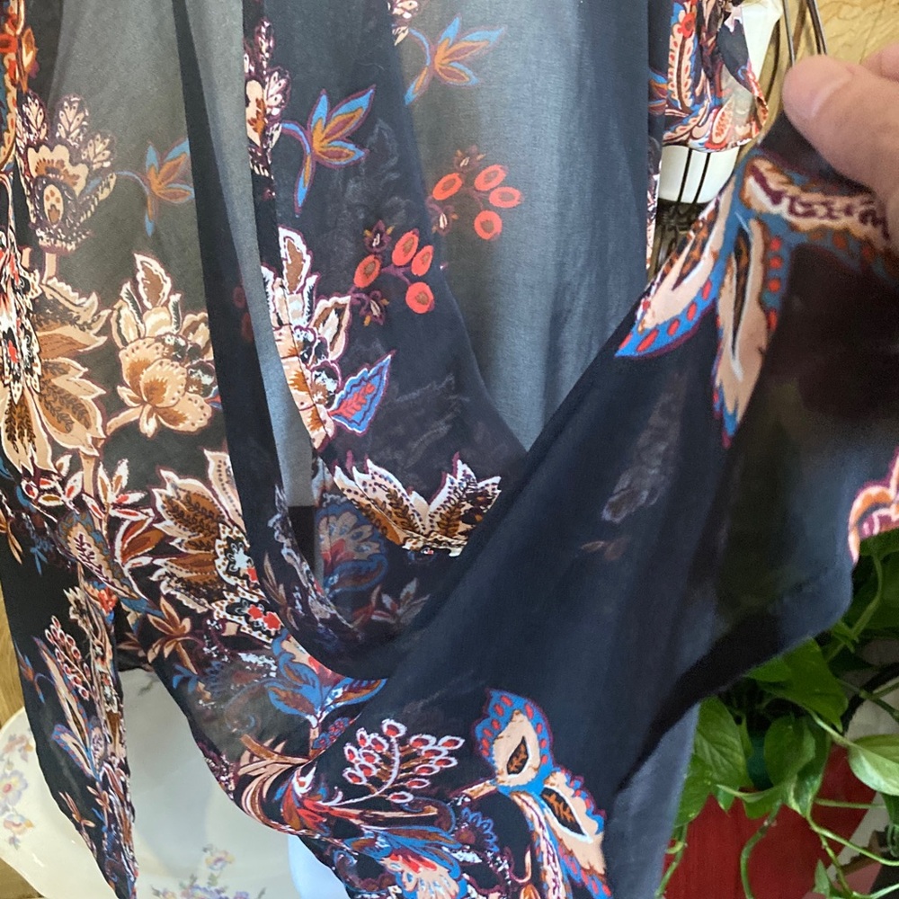 Maurices Multicolor Patterned Kimono - image 6